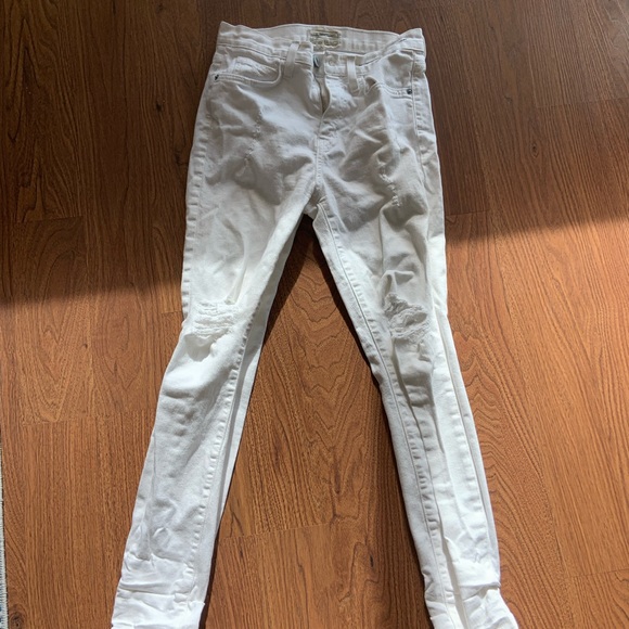 Current Elliott Super High Waisted Stiletto Jeans in White - Picture 3 of 5